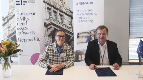 EIR:n johtaja Marjut Falkstedt ja Finnveran toimitusjohtaja Pauli Heikkilä.