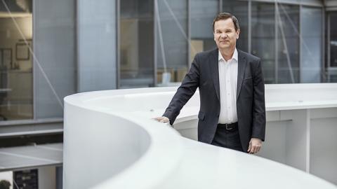Suomen viennistä 85 prosenttia tulee suur­yrityksiltä, joita on harvassa. Jos kyke­nemme kasvattamaan pkyritysten osuutta, niin olemme jo pitkällä, sanoo Finnveran toimitusjohtaja Pauli Heikkilä.